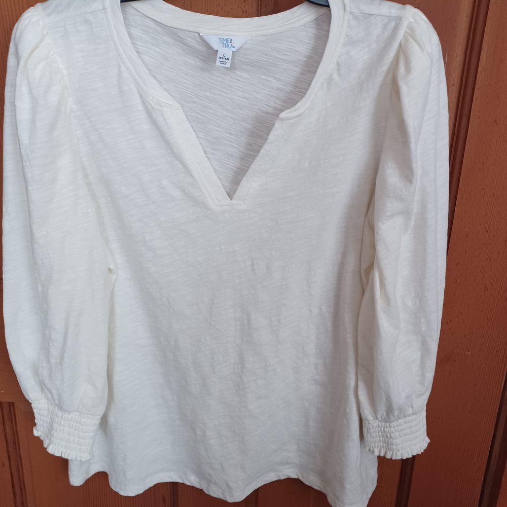 Time and Tru Off-White V-Neck Blouse